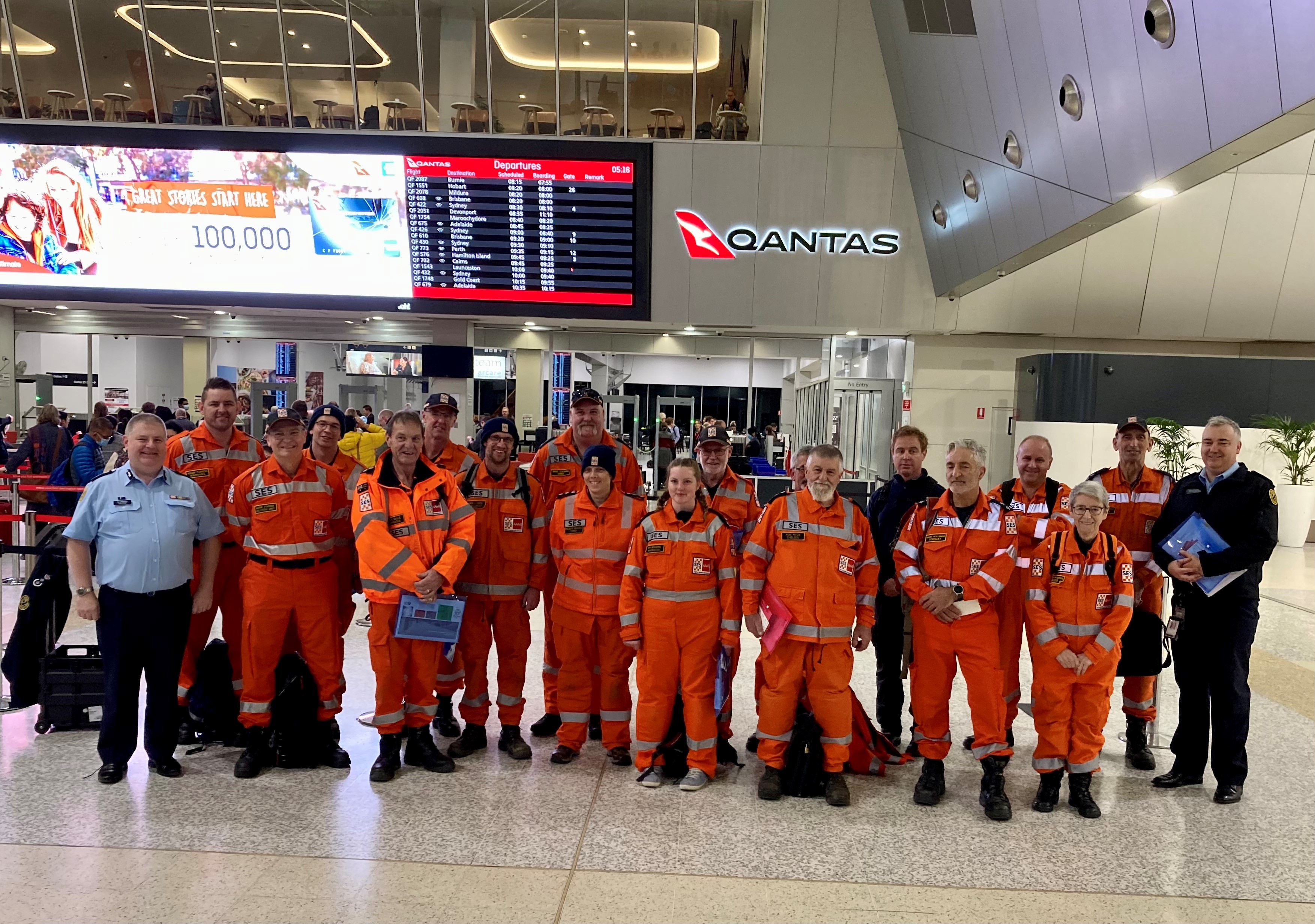 VICSES volunteers departing Victoria to support flood affected communities in New South Wales