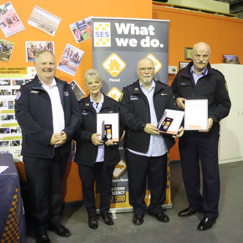 Kyabram Unit volunteers at the Road Crash Rescue accreditation ceremony alongside VICSES Chief Officer Operations Alistair Drayton and Emergency Management Commissioner Tim Wiebusch..