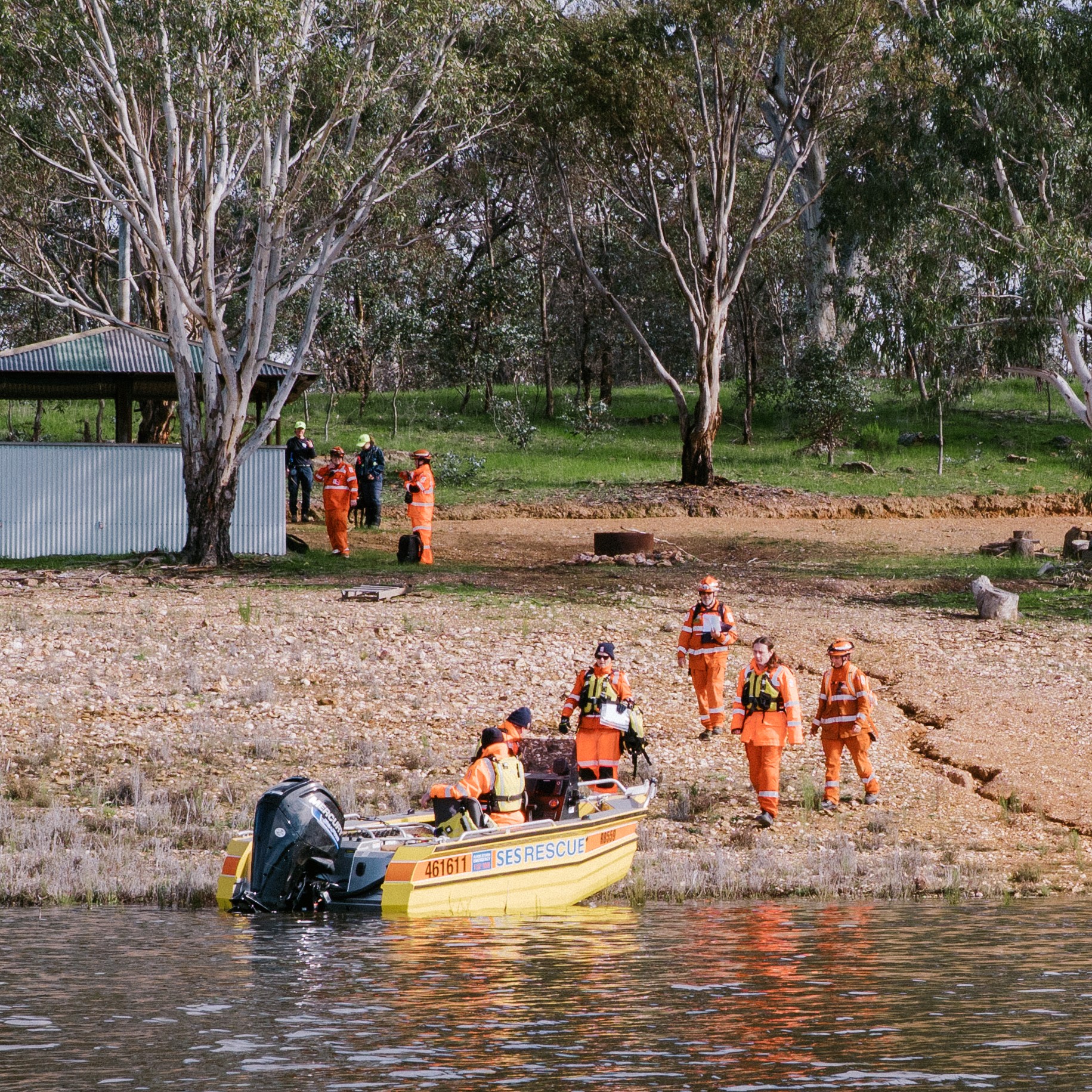VICSES volunteers and emergency services partners take part in a multi-agency search and rescue exercise at Lake Eppalock
