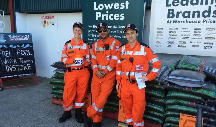 Volunteers from the VICSES Dandenong Unit helping out at the Bunnings Aussie Day BBQ.